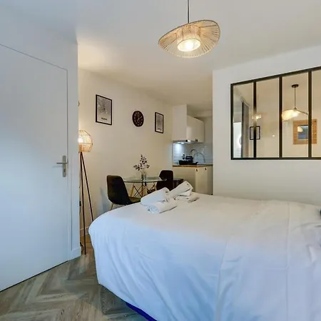 Gare Austerlitz Renovated & Comfortable 8 Guests Daire Paris