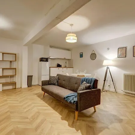 Gare Austerlitz Renovated & Comfortable 8 Guests * Paris