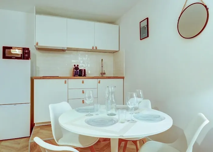 Gare Austerlitz Renovated & Comfortable 8 Guests * Paris